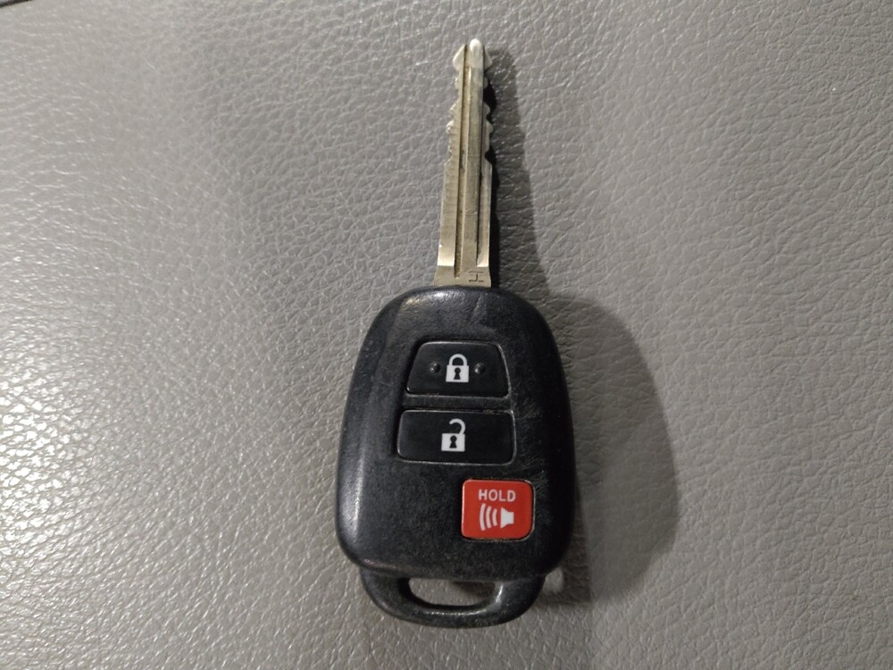 2019 Toyota Highlander in Gainesville, FL 32609 - 18129142 32