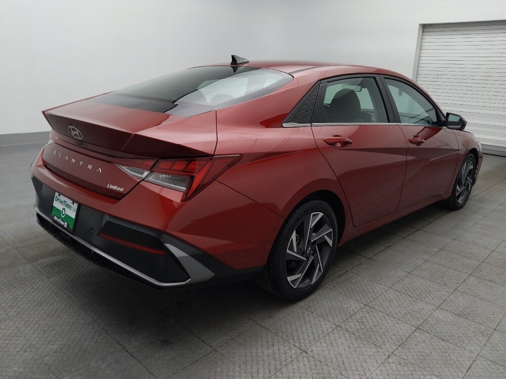 2024 Hyundai Elantra in West Palm Beach, FL 33409 - 18129144 9