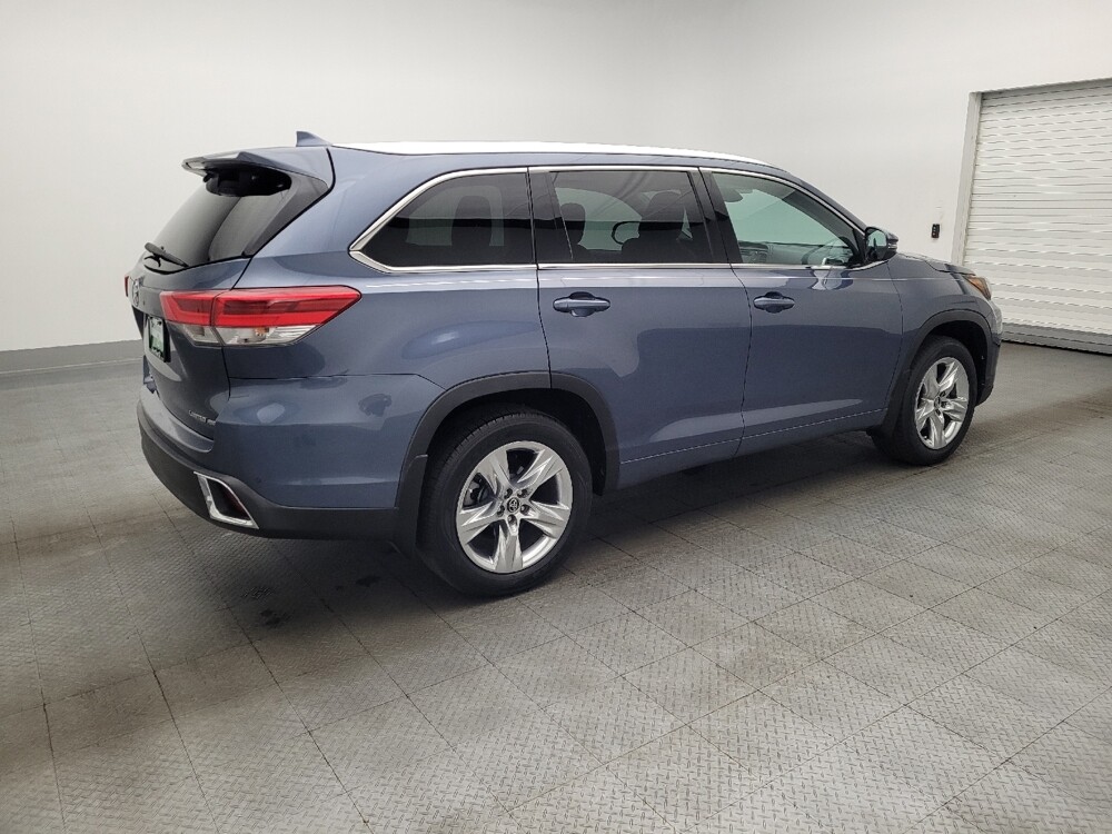 2019 Toyota Highlander in Ocala, FL 34471 - 18129146 10