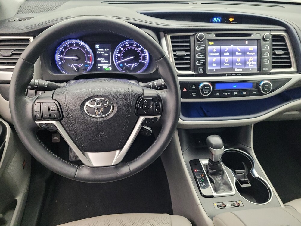 2019 Toyota Highlander in Ocala, FL 34471 - 18129146 22
