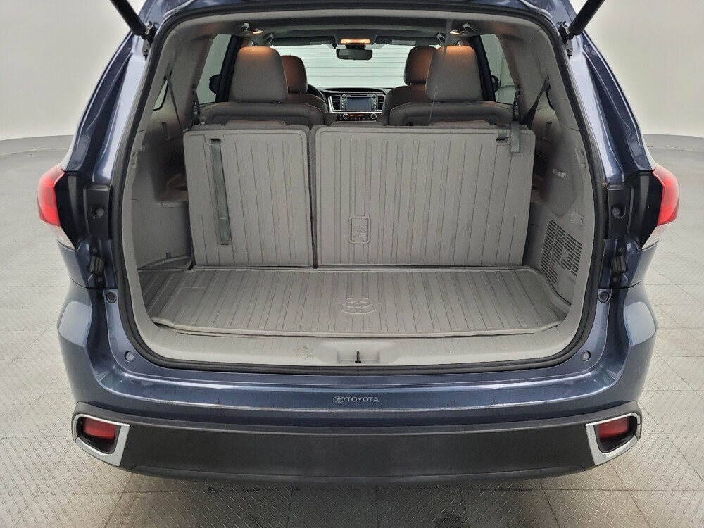 2019 Toyota Highlander in Ocala, FL 34471 - 18129146 29