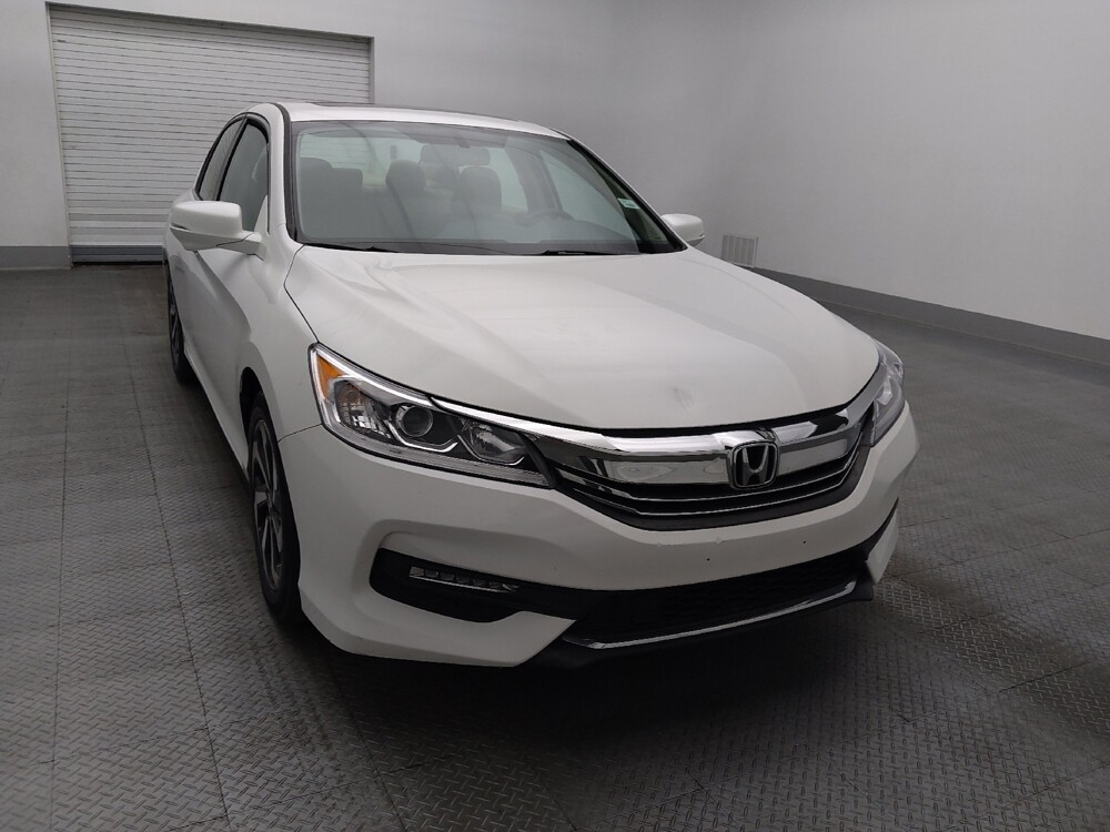 2016 Honda Accord in Gainesville, FL 32609 - 18129148 14