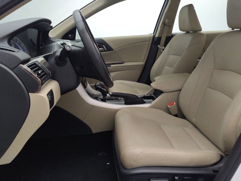 2016 Honda Accord in Gainesville, FL 32609 - 18129148 17