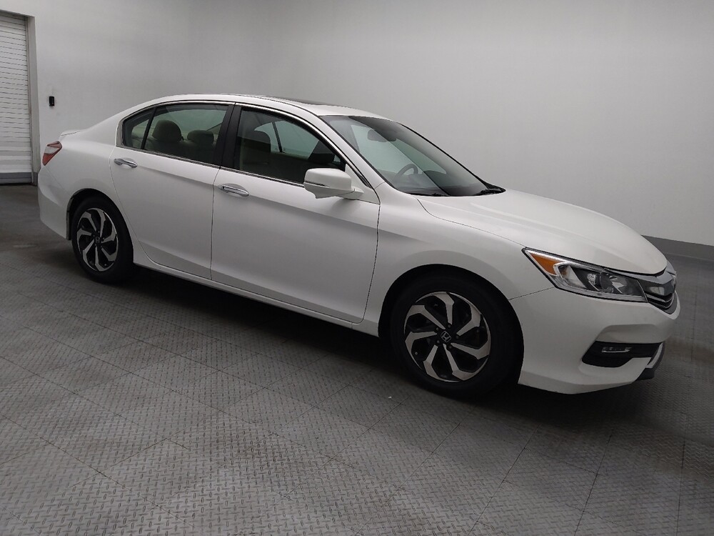 2016 Honda Accord in Gainesville, FL 32609 - 18129148 11