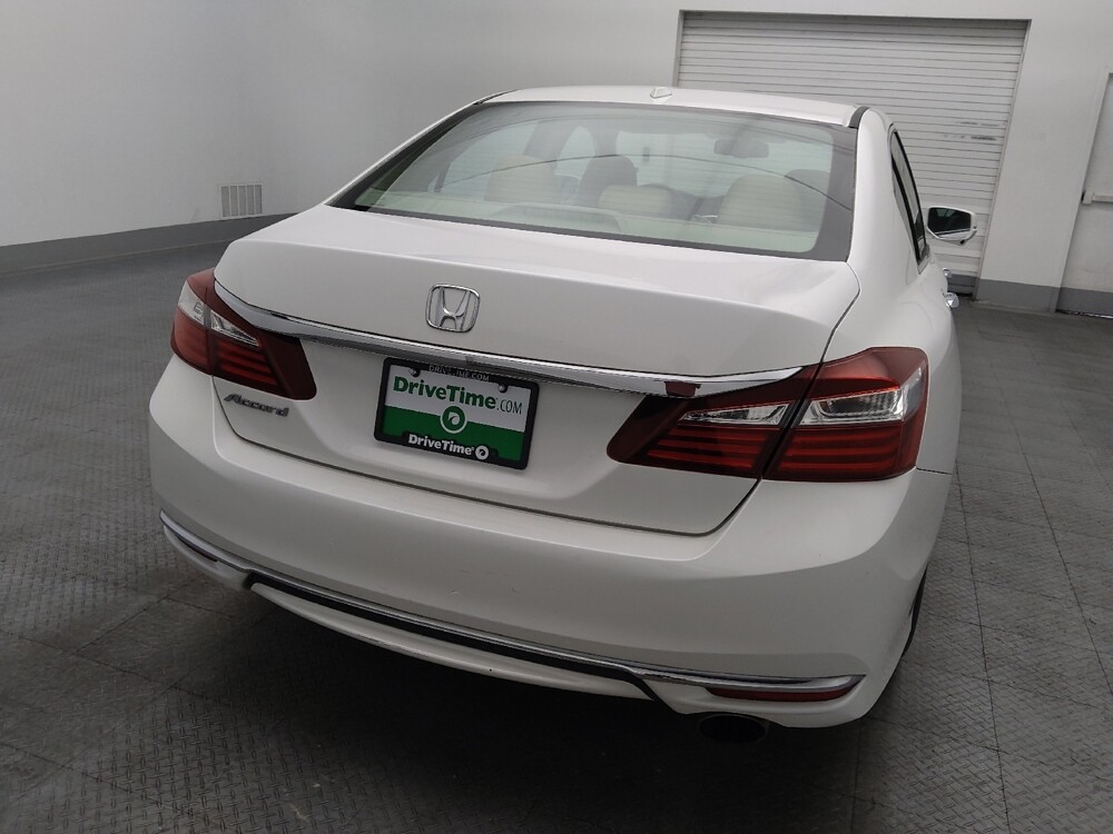 2016 Honda Accord in Gainesville, FL 32609 - 18129148 7