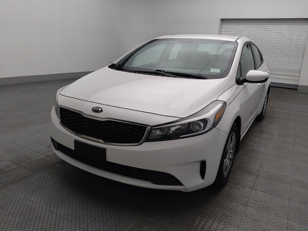 2017 Kia Forte in Orlando, FL 32808 - 18129159 15