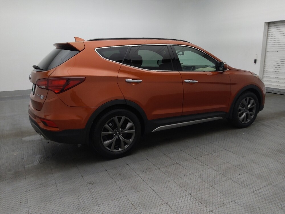 2018 Hyundai Santa Fe in Gainesville, FL 32609 - 18129160 10