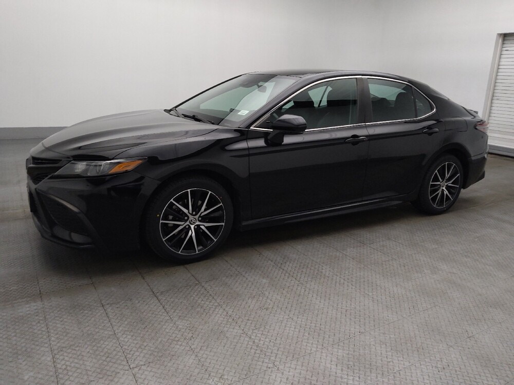 2022 Toyota Camry in Gainesville, FL 32609 - 18129166 2