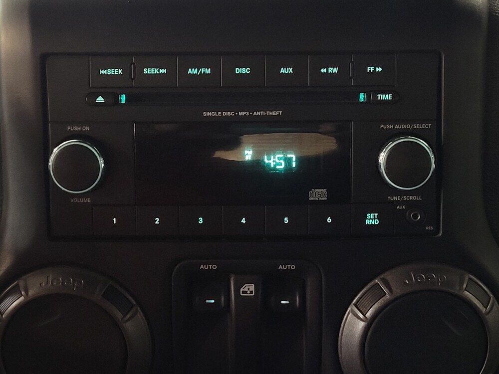 2015 Jeep Wrangler in Pensacola, FL 32505 - 18129169 25