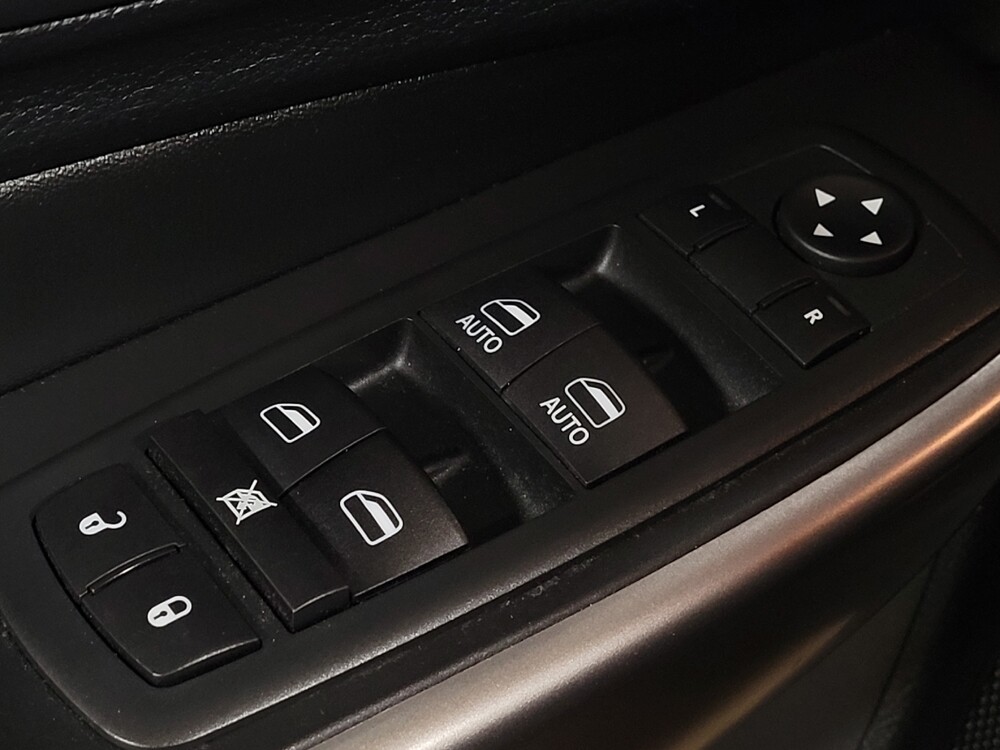 2020 Jeep Cherokee in Savannah, GA 31419 - 18129170 27