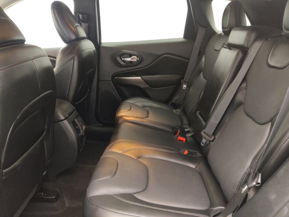 2020 Jeep Cherokee in Savannah, GA 31419 - 18129170 18