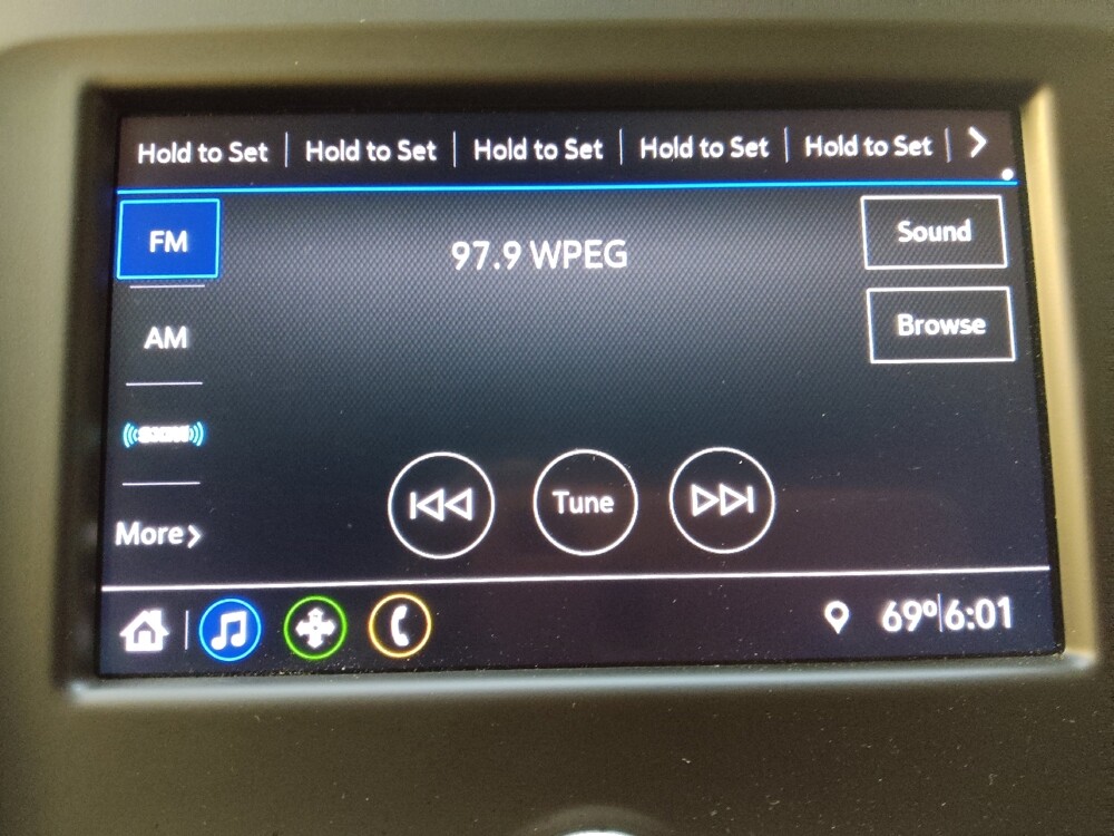 2020 Chevrolet Equinox in Raleigh, NC 27604 - 18129190 25