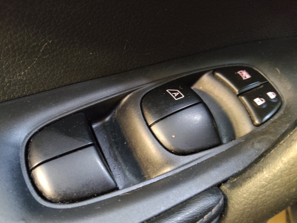 2019 Nissan Rogue in Greensboro, NC 27407 - 18129193 27