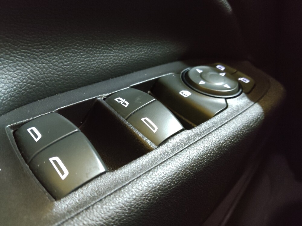 2020 Chevrolet Equinox in Raleigh, NC 27604 - 18129212 27