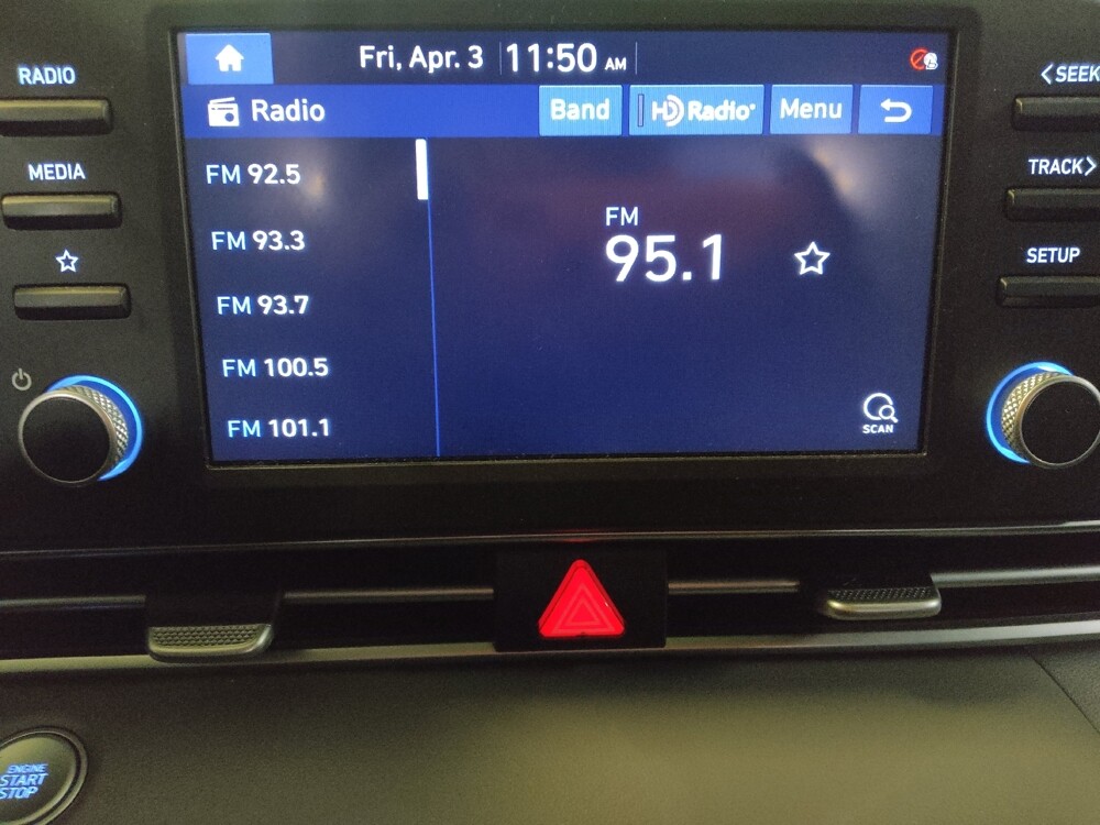 2021 Hyundai Elantra in Greenville, SC 29607 - 18129221 25