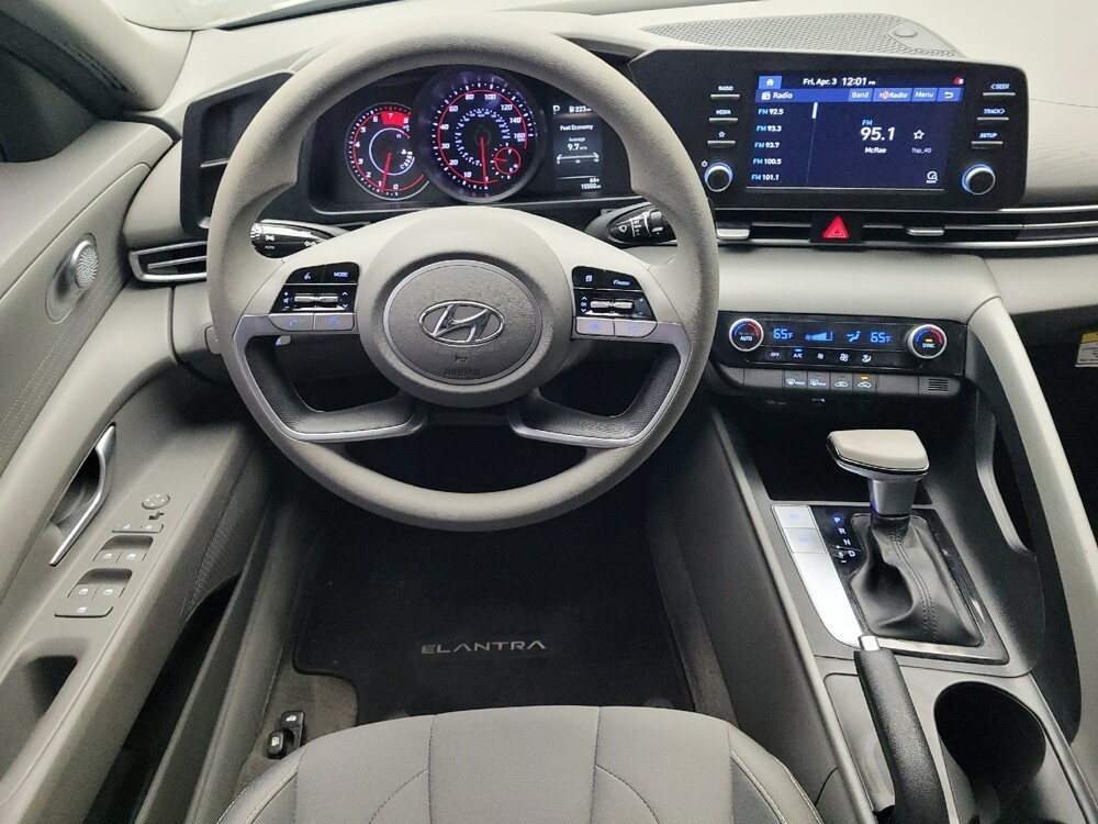 2021 Hyundai Elantra in Greenville, SC 29607 - 18129221 22