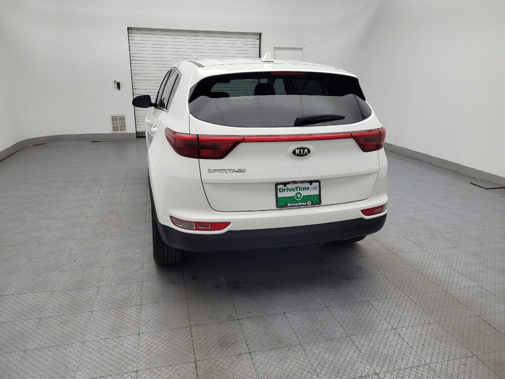 2018 Kia Sportage in Wilmington, NC 28405 - 18129224 6
