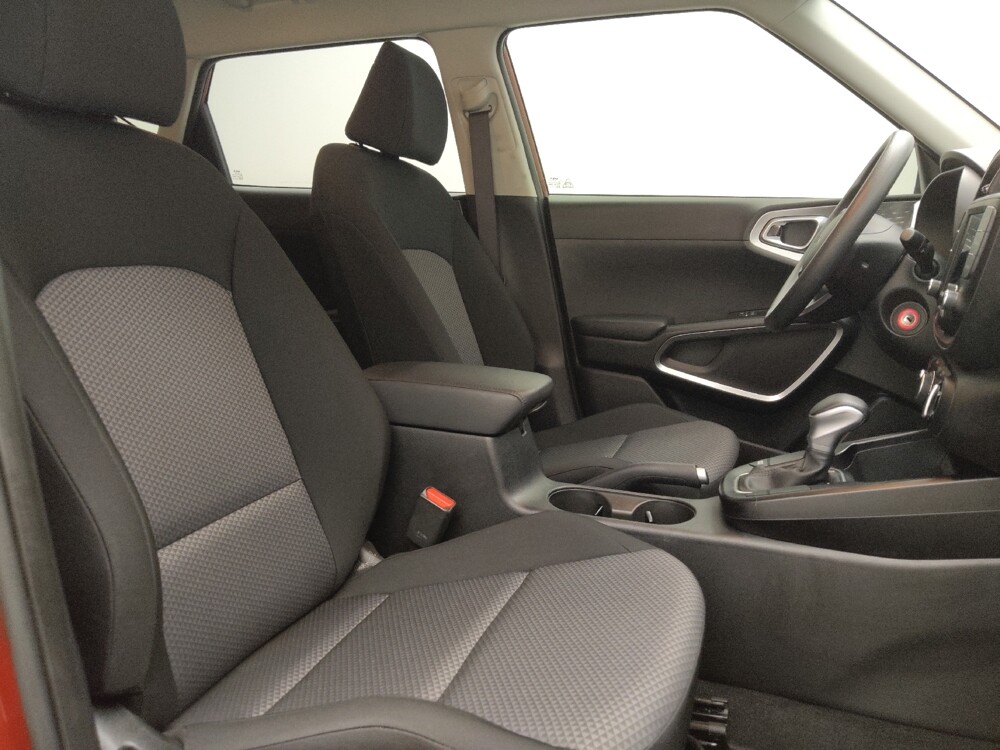 2025 Kia Soul in Denver, CO 80012 - 18129236 21