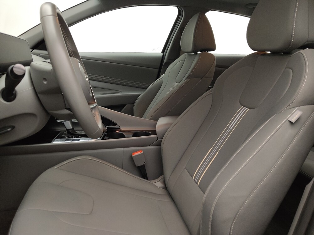 2025 Hyundai Elantra in Colorado Springs, CO 80909 - 18129242 17