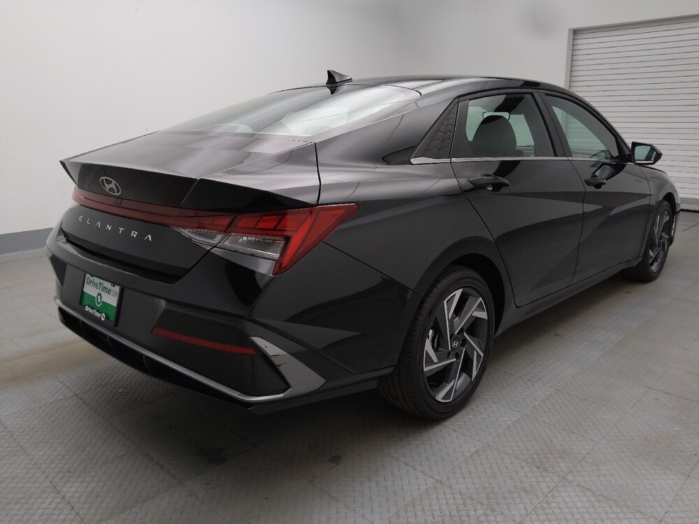 2025 Hyundai Elantra in Colorado Springs, CO 80909 - 18129242 9