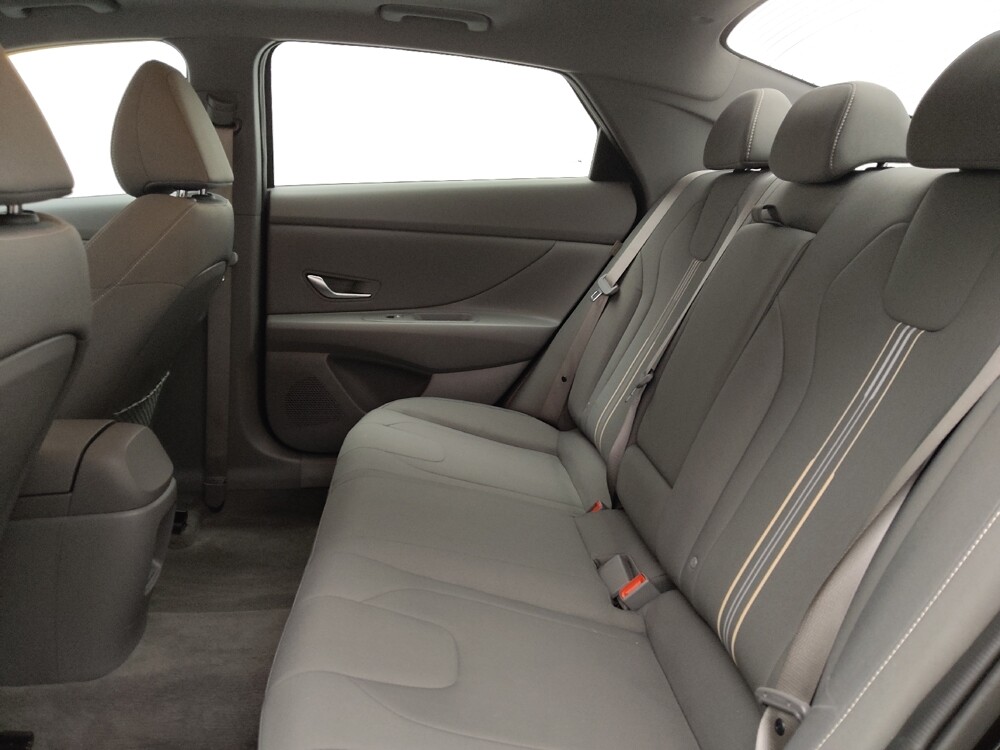 2025 Hyundai Elantra in Colorado Springs, CO 80909 - 18129242 18