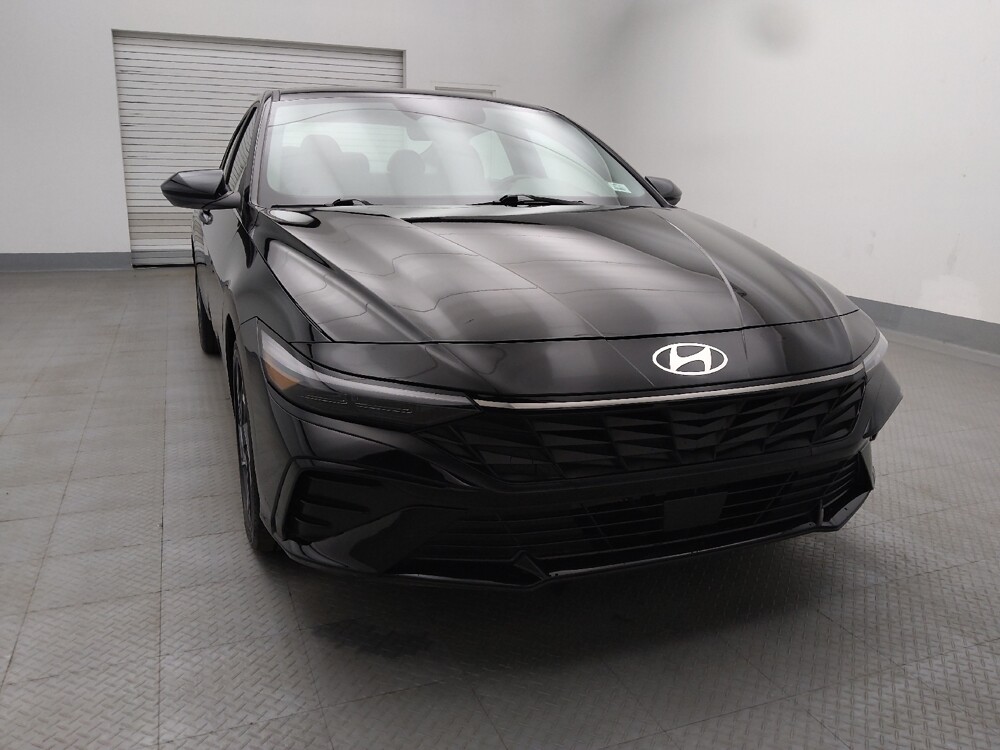 2025 Hyundai Elantra in Colorado Springs, CO 80909 - 18129242 14