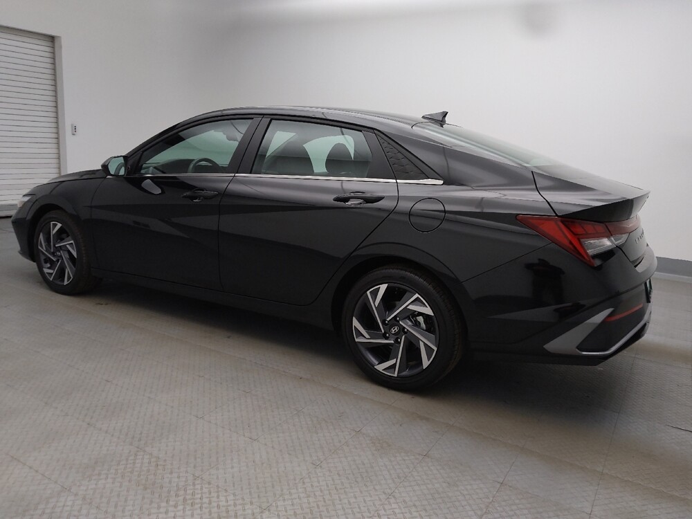 2025 Hyundai Elantra in Colorado Springs, CO 80909 - 18129242 3