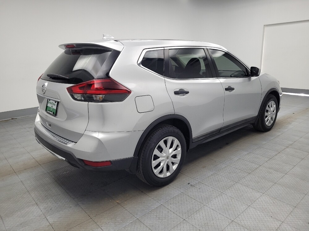 2018 Nissan Rogue in Memphis, TN 38128 - 18129246 9