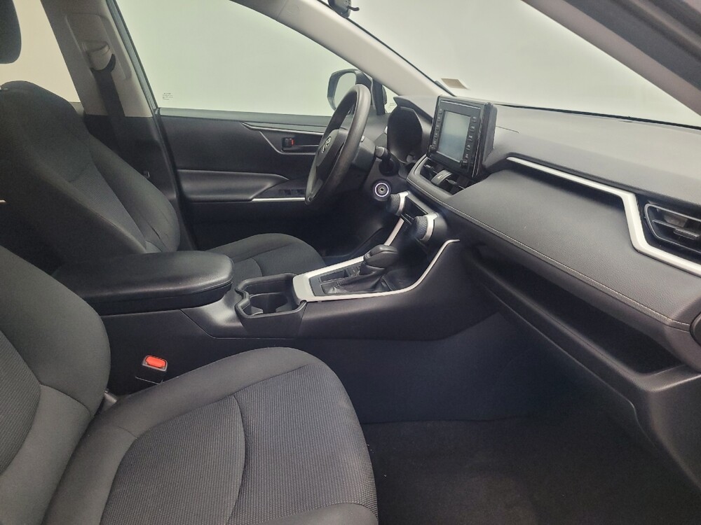 2019 Toyota RAV4 in Antioch, TN 37013 - 18129247 21