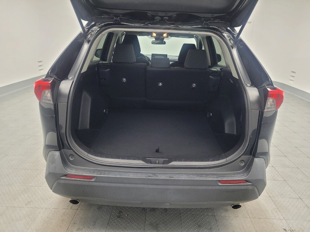 2019 Toyota RAV4 in Antioch, TN 37013 - 18129247 29