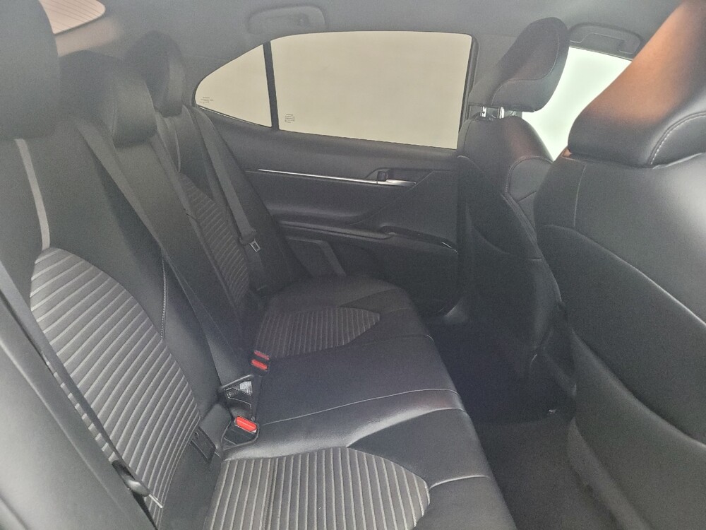 2018 Toyota Camry in Memphis, TN 38128 - 18129249 19