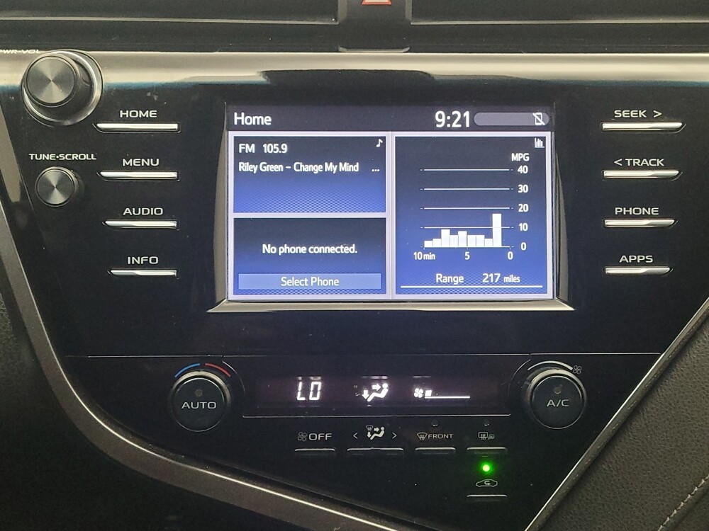 2018 Toyota Camry in Memphis, TN 38128 - 18129249 25