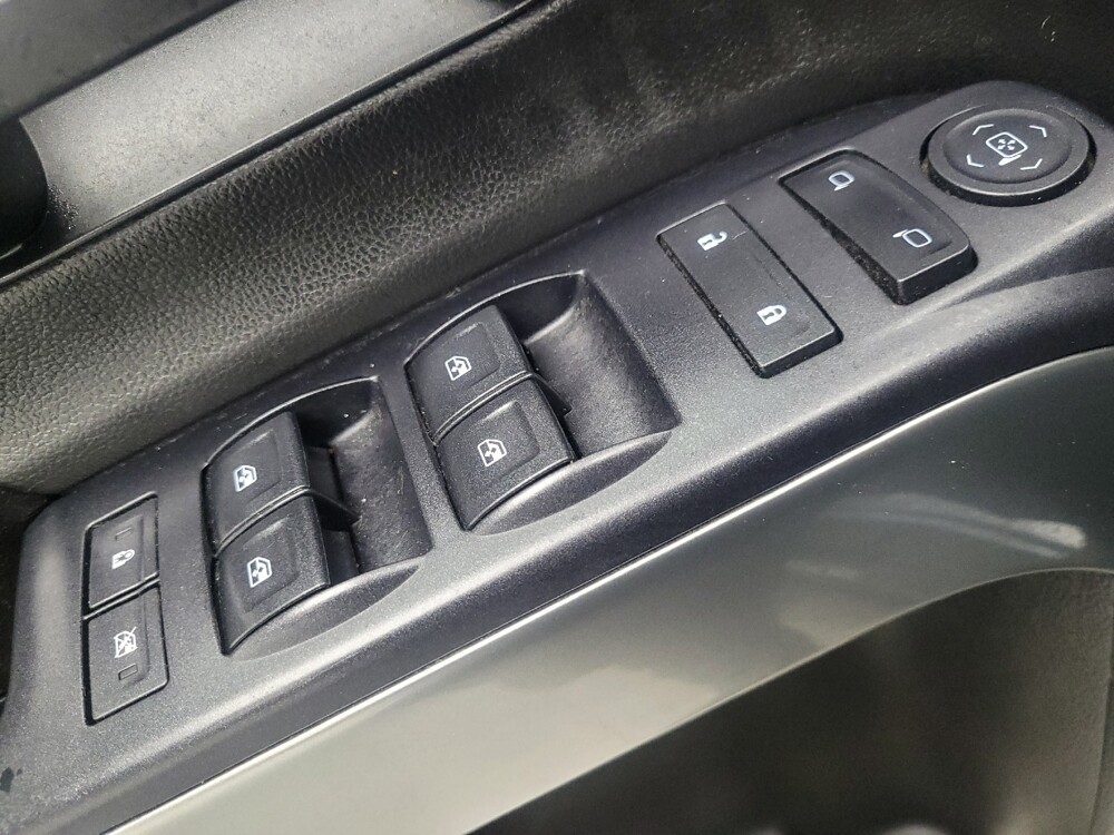 2015 Chevrolet Silverado 1500 in Memphis, TN 38115 - 18129252 27