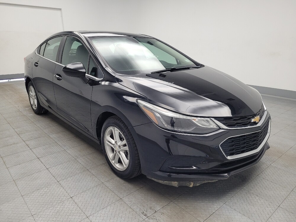 2018 Chevrolet Cruze in Memphis, TN 38128 - 18129254 13