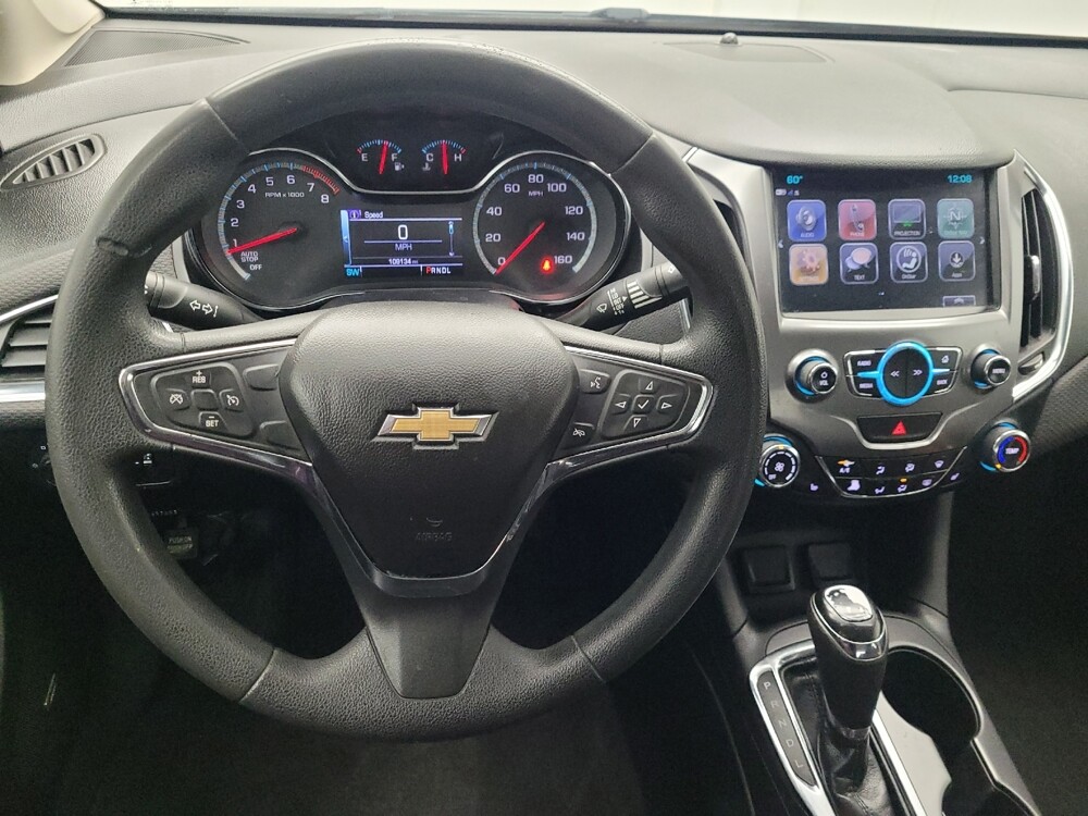 2018 Chevrolet Cruze in Memphis, TN 38128 - 18129254 22