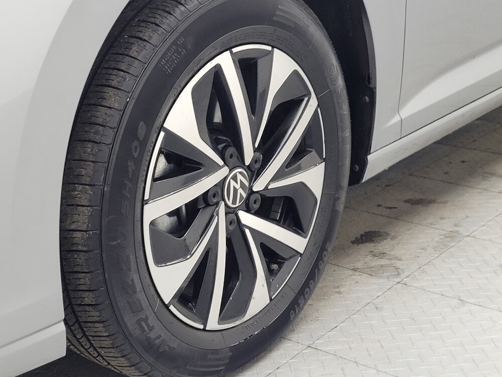 2025 Volkswagen Jetta in Madison, TN 37115 - 18129256 31