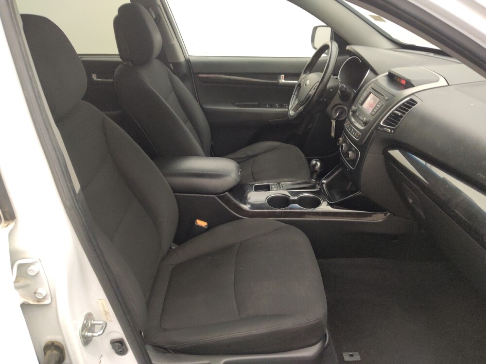 2015 Kia Sorento in Houston, TX 77074 - 18129275 21