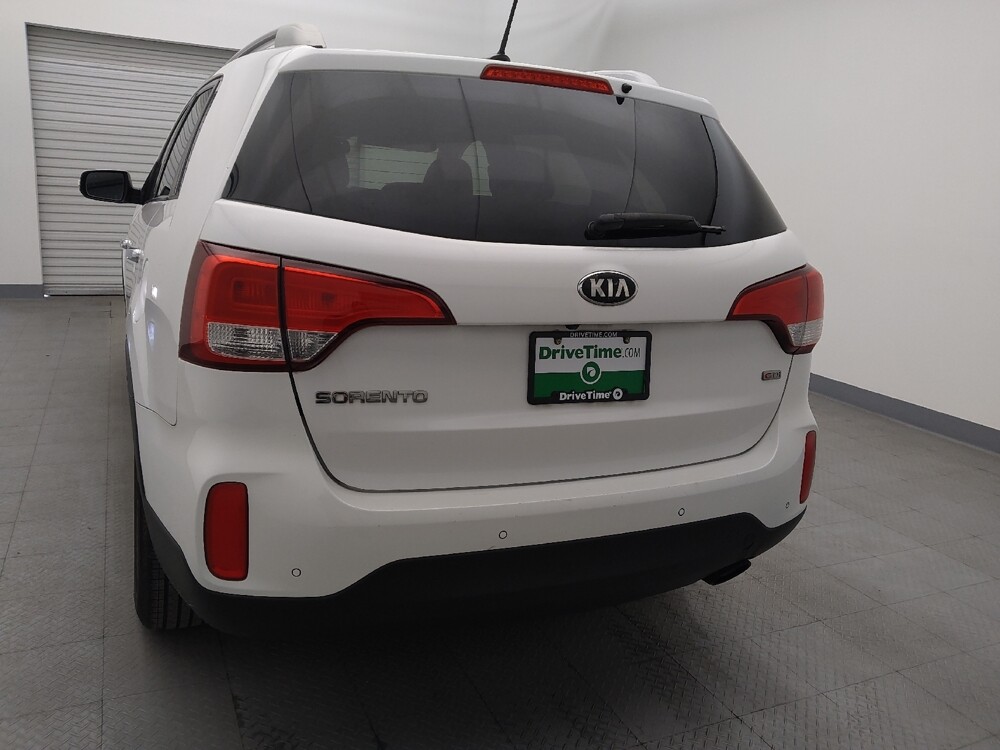 2015 Kia Sorento in Houston, TX 77074 - 18129275 6