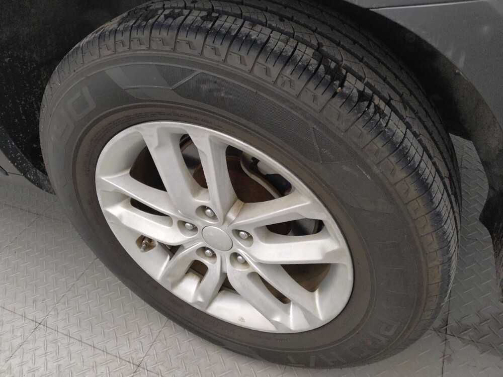 2015 Kia Sorento in Houston, TX 77074 - 18129275 31