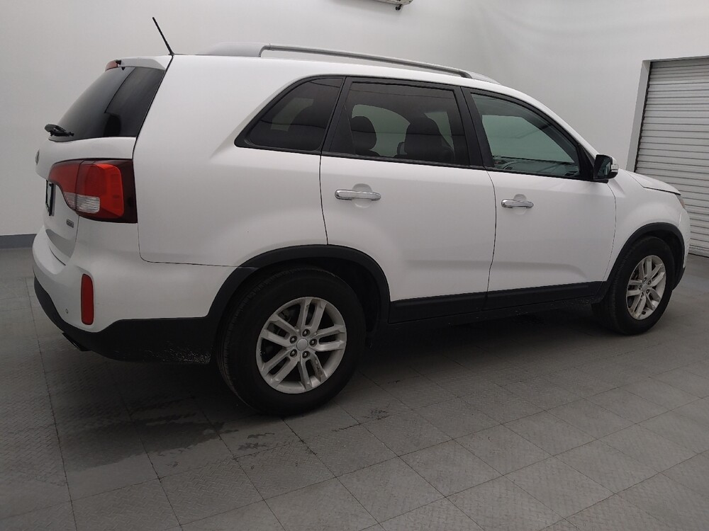 2015 Kia Sorento in Houston, TX 77074 - 18129275 10
