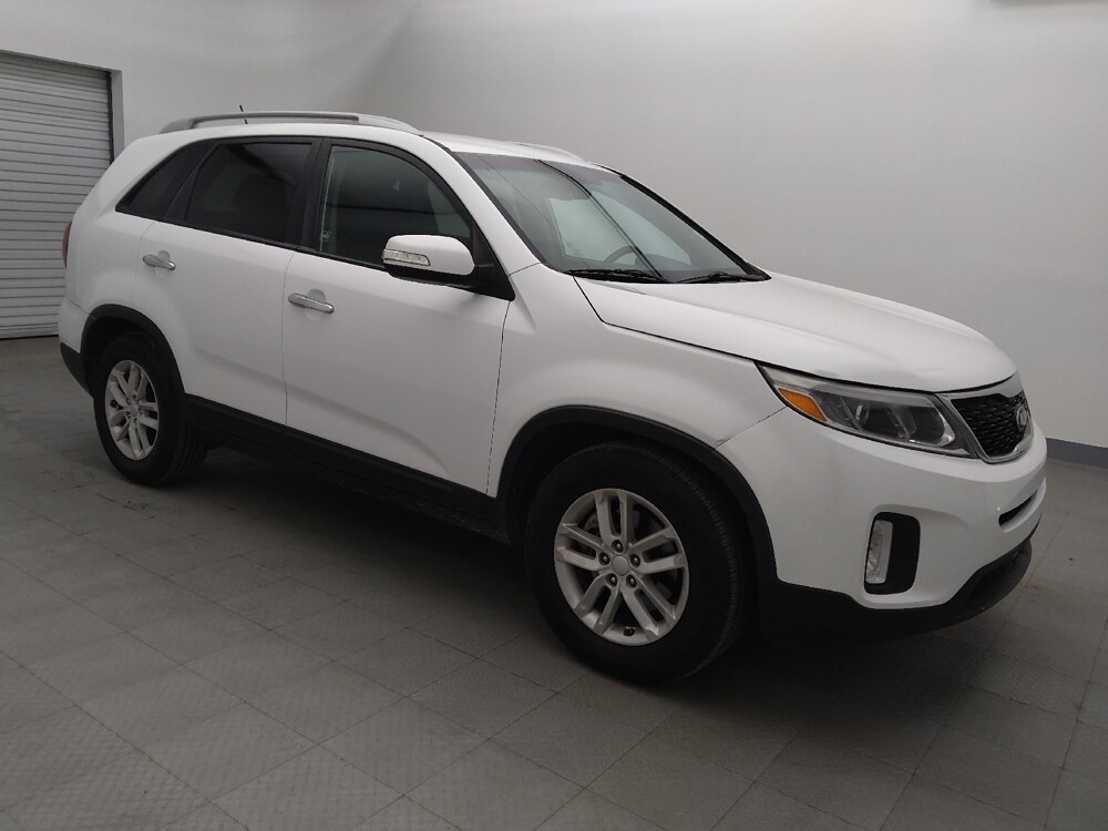 2015 Kia Sorento in Houston, TX 77074 - 18129275 11