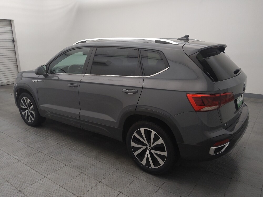 2022 Volkswagen Taos in Houston, TX 77034 - 18129281 3