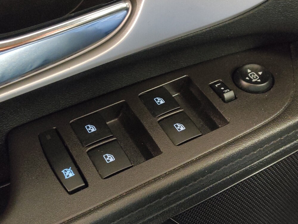 2016 Chevrolet Equinox in Houston, TX 77034 - 18129282 27