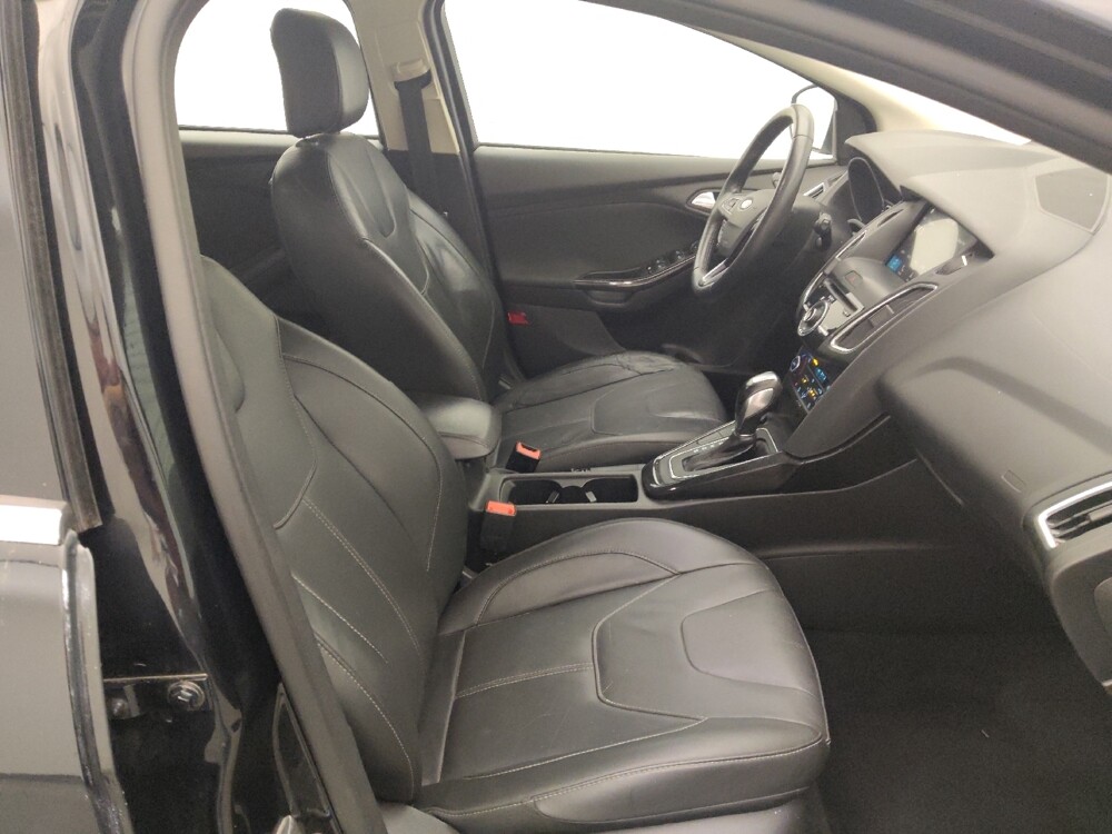 2018 Ford Focus in Houston, TX 77060 - 18129286 21