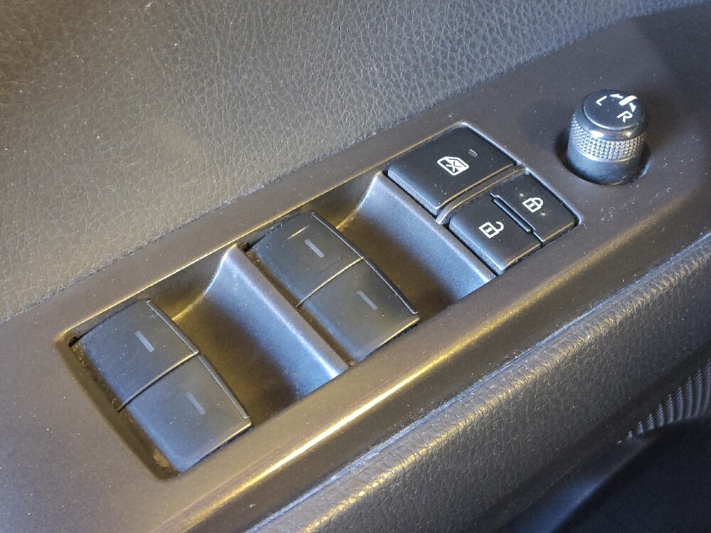 2023 Toyota Camry in Houston, TX 77074 - 18129287 27