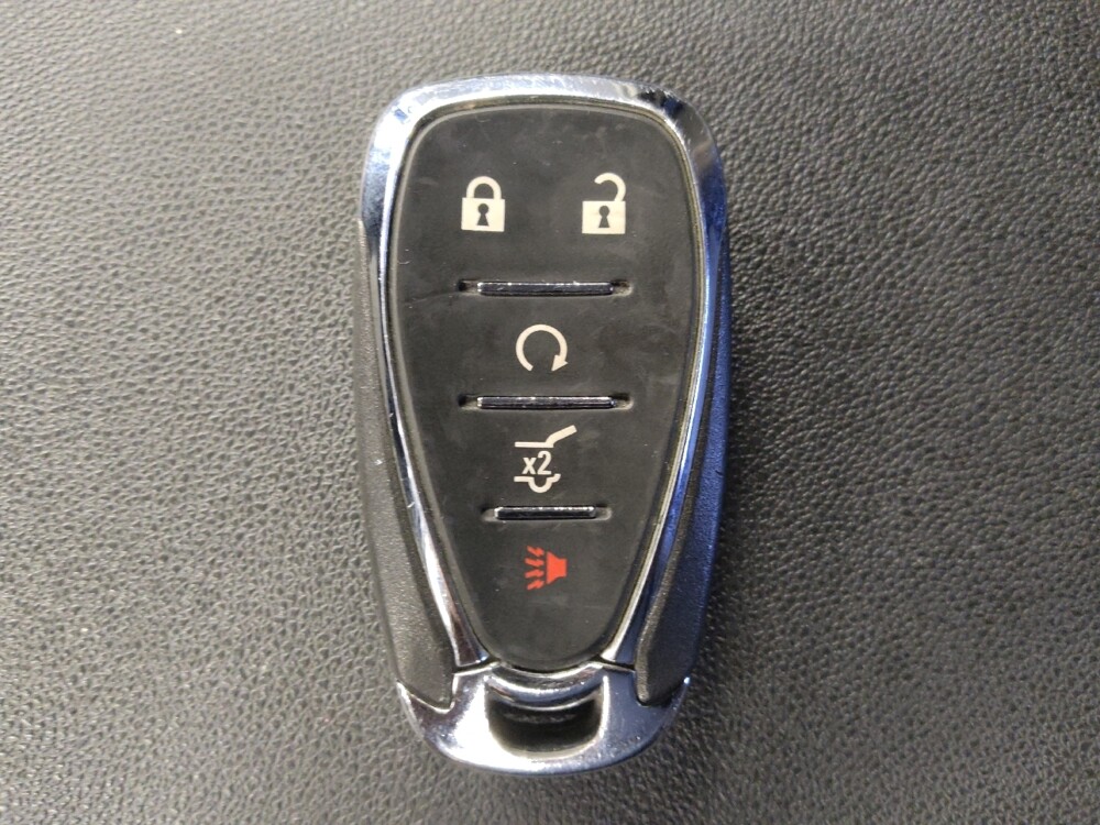 2022 Chevrolet Equinox in Baton Rouge, LA 70816 - 18129288 32