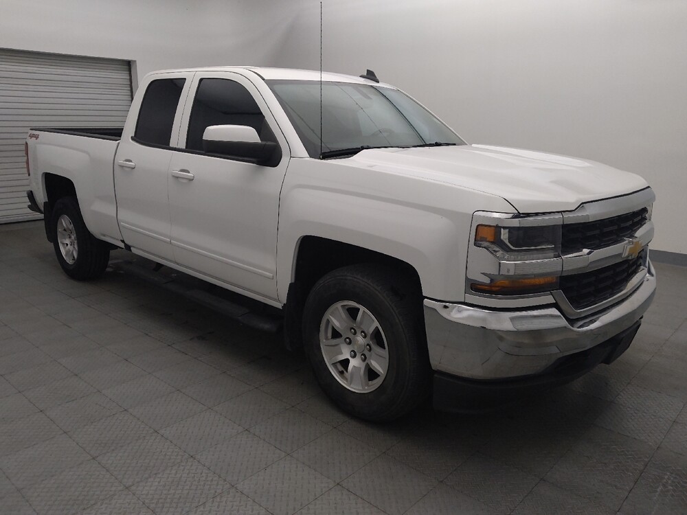 2019 Chevrolet Silverado 1500 in Houston, TX 77074 - 18129291 11