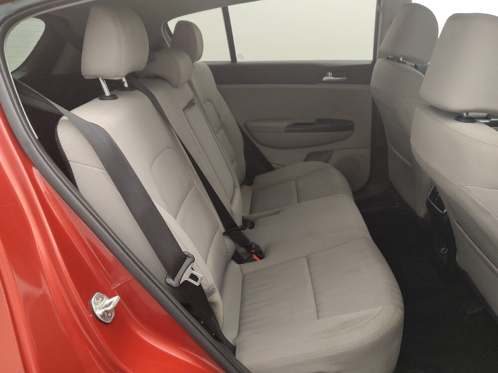 2020 Kia Sportage in Houston, TX 77034 - 18129300 19