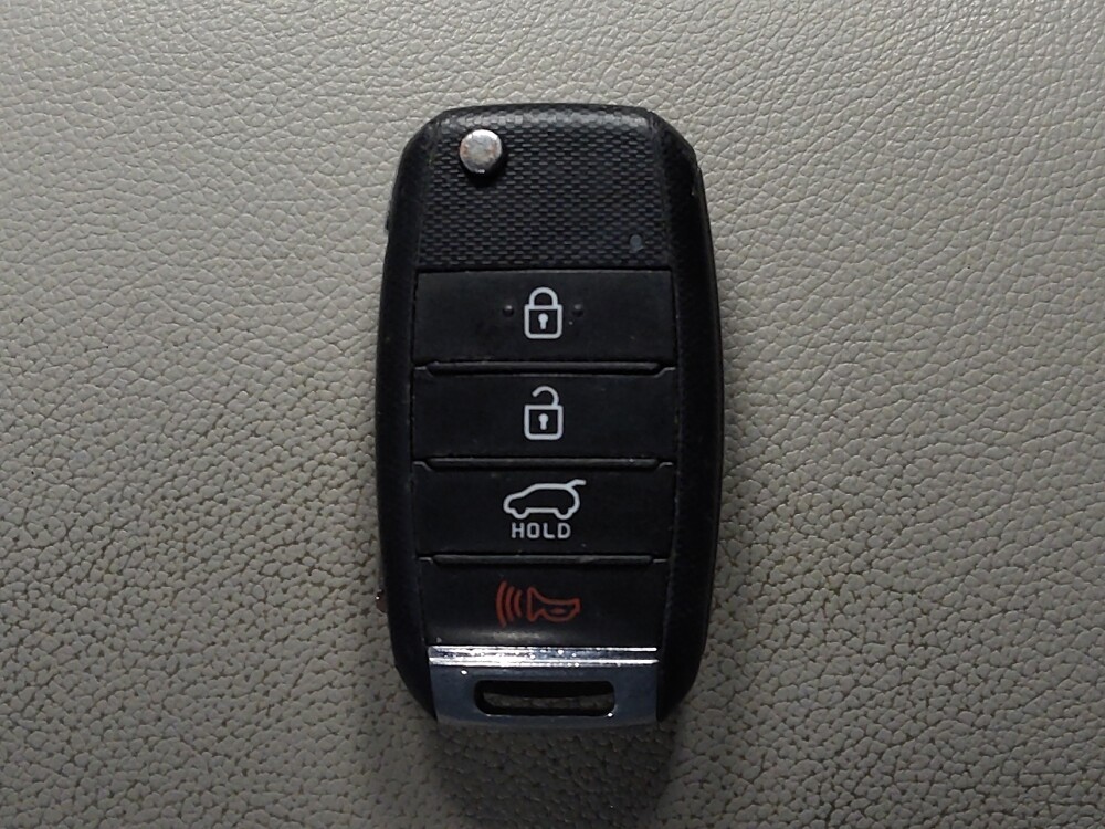 2020 Kia Sportage in Houston, TX 77034 - 18129300 32