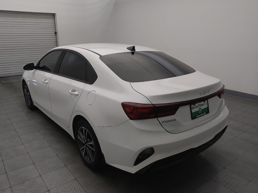 2022 Kia Forte in Metairie, LA 70006 - 18129301 5